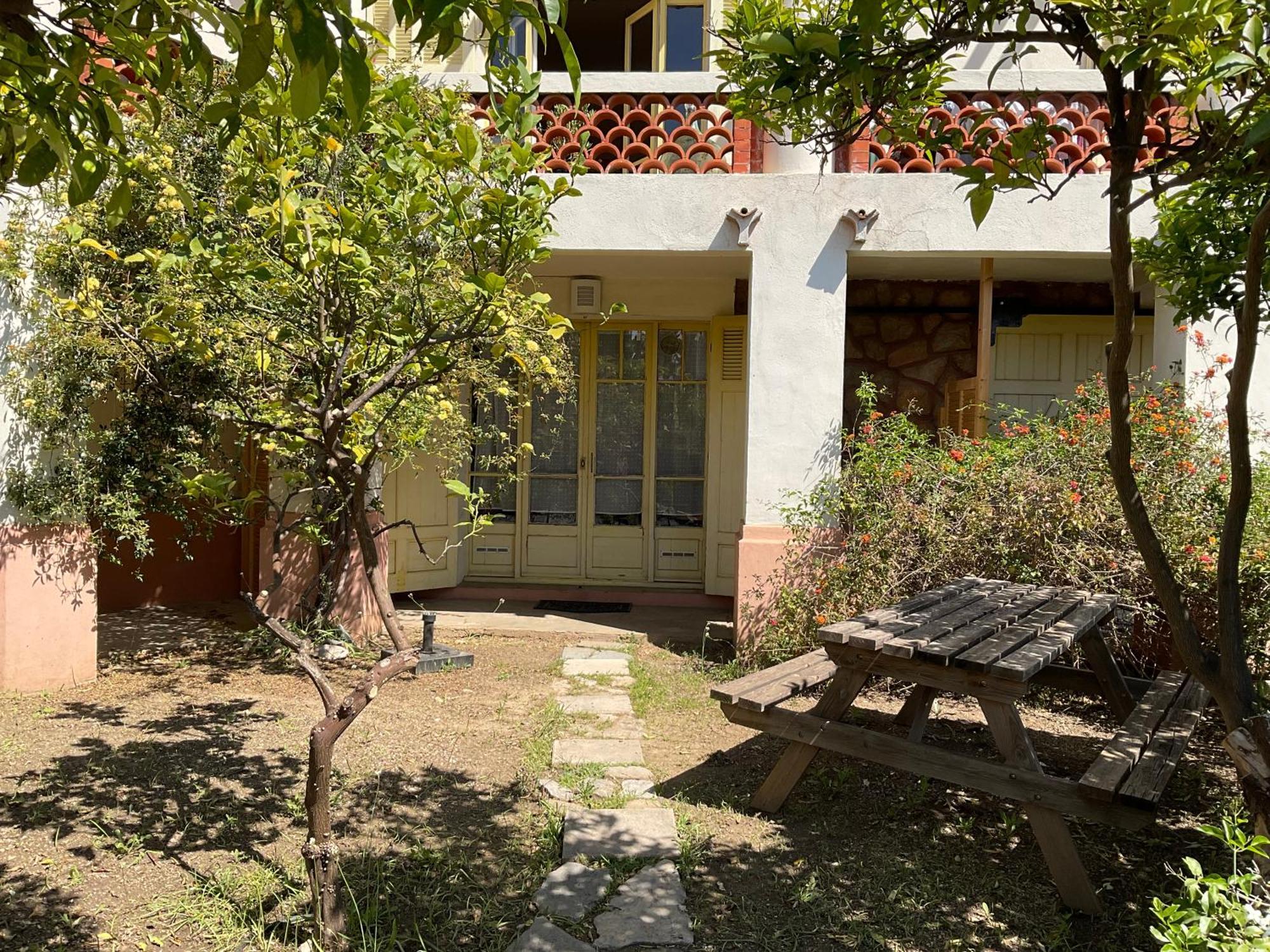 Villa La Provence Єр Екстер'єр фото