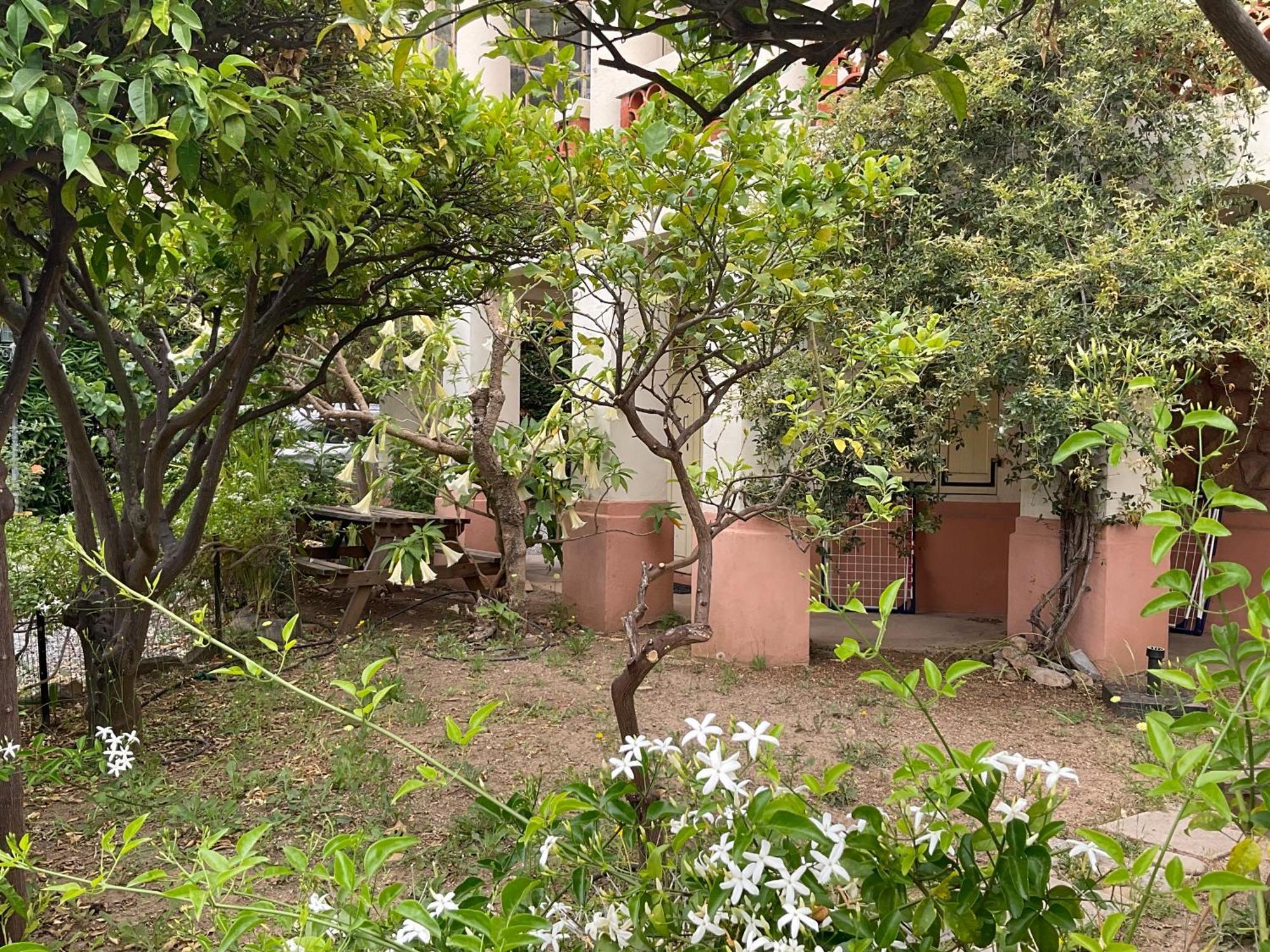 Villa La Provence Єр Екстер'єр фото
